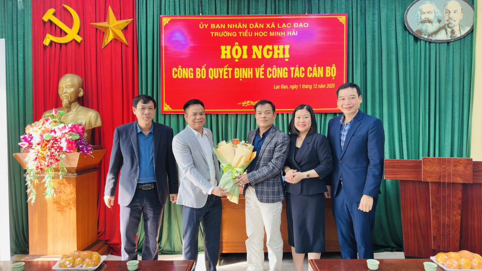 <a href='https://tieuhocminhhai.hungyen.edu.vn/tin-tuc/hoi-nghi-cong-bo-quyet-dinh-ve-cong-tac-can-bo-truong-tieu-hoc-minh.html'>HỘI NGHỊ CÔNG BỐ QUYẾT ĐỊNH VỀ CÔNG TÁC CÁN BỘ TRƯỜNG TIỂU HỌC MINH</a>